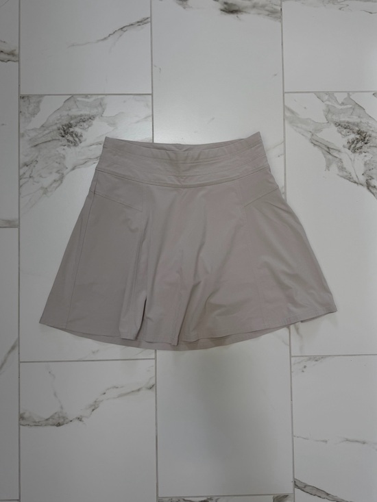 Athleta Pants - Athleta All Day Skort Pale Khaki